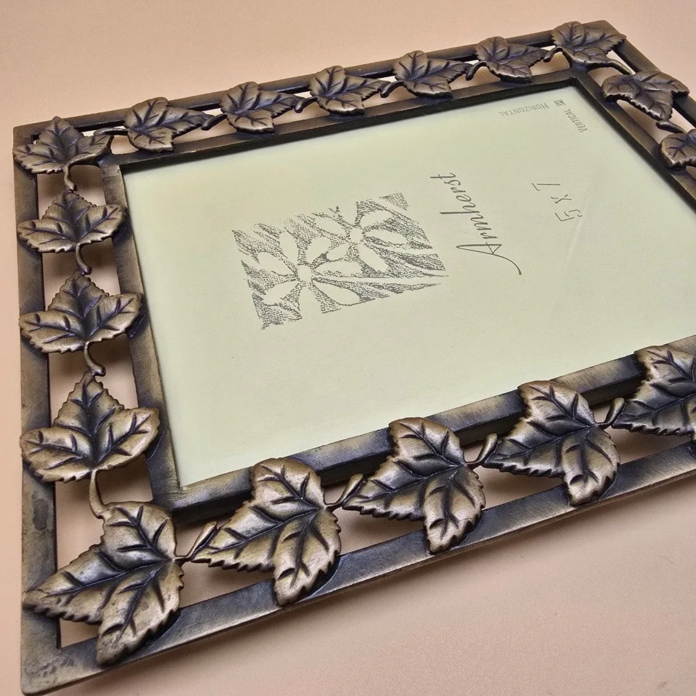 Armherst 5x7 Metal Leaf Photo Frame Antiqued‎ Bronze Maple Leaves Vertical Horiz